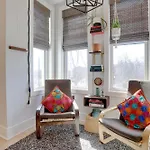 Sojourn Worldly 1 Bedroom 2 Ba 2 Blocks To Shaw Metro