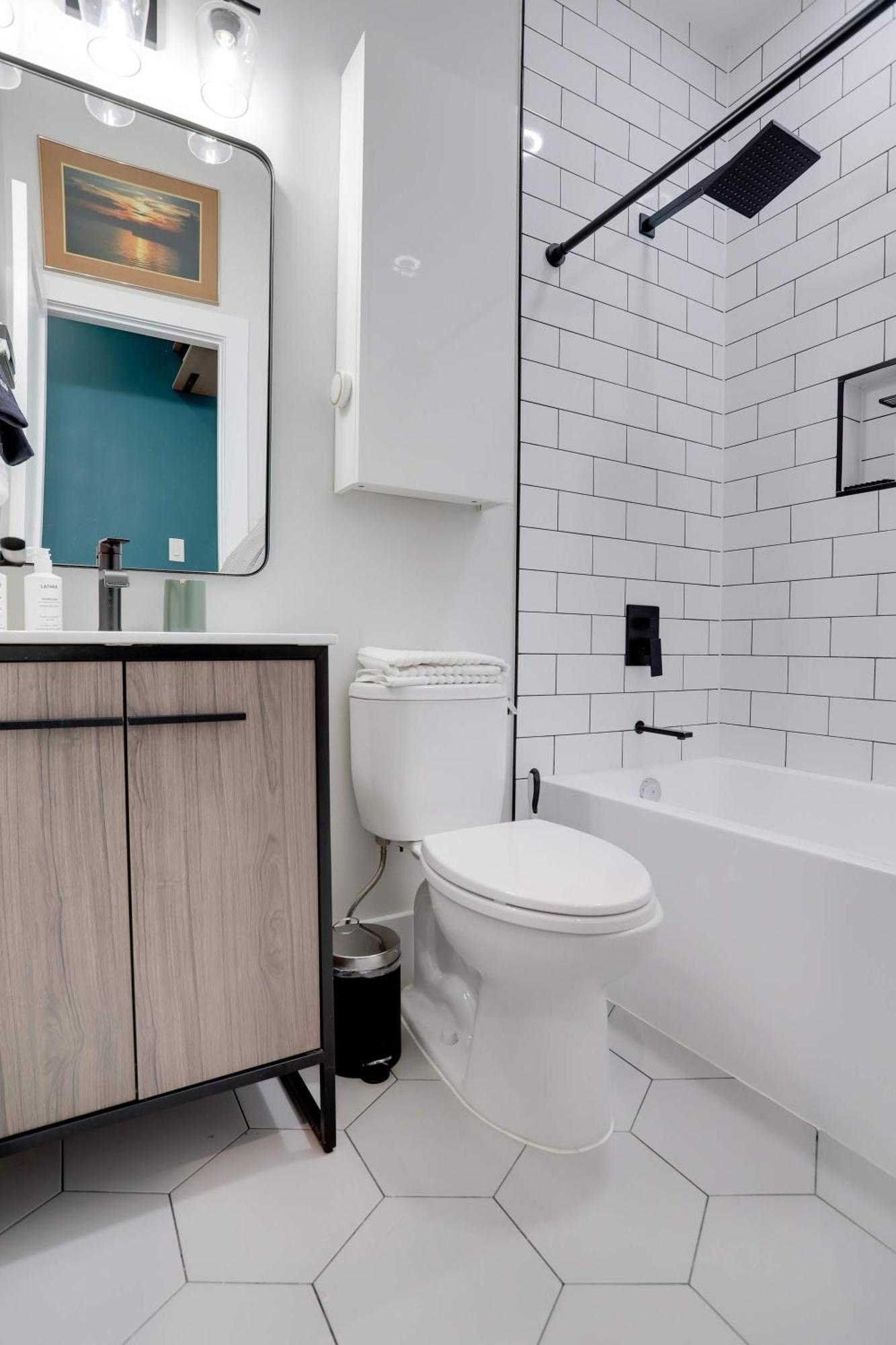 Sojourn Worldly 1 Bedroom 2 Ba 2 Blocks To Shaw Metro Apartamento Washington